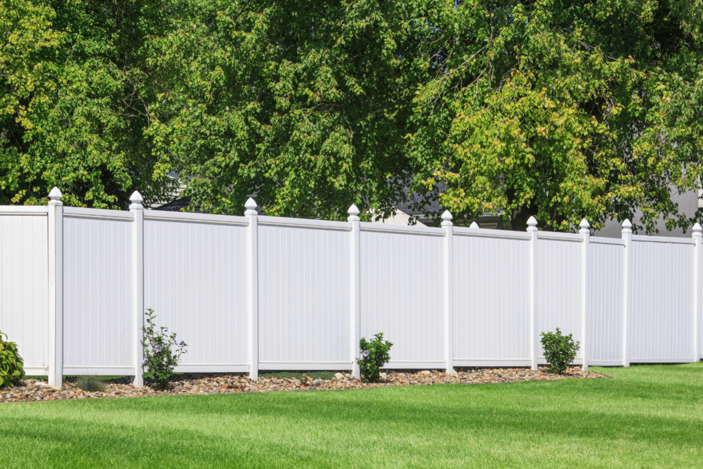Exterior remodeling service of fencing