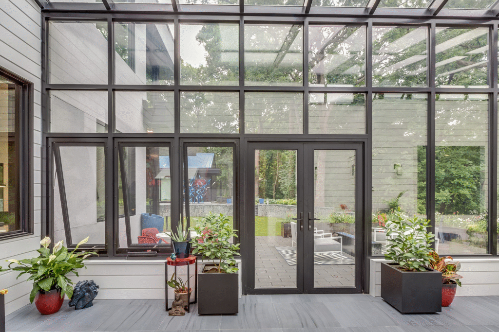 Sunroom contractor's work Sunroom contractor's work